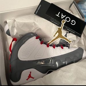 Air Jordan 9 “fire red” brand new size 4